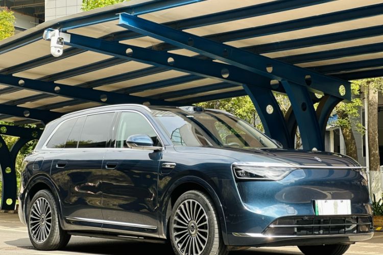 Used Hima AITO M8 2025 Extended-Range Ultra Version 53.4 kWh 5-Seater Edition