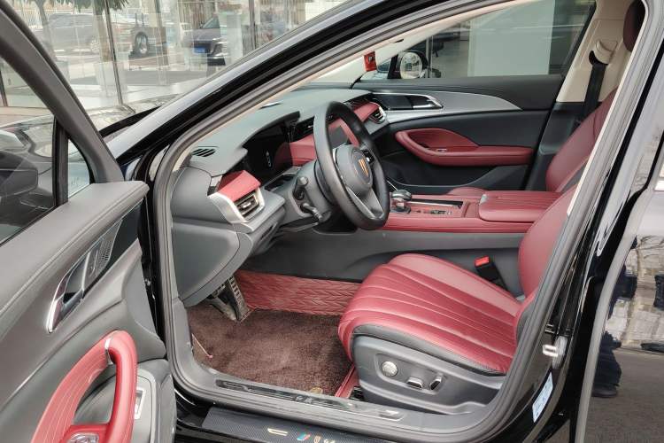 Used Hongqi H5 2024 2.0T Automatic Smart Connect Flagship Edition
