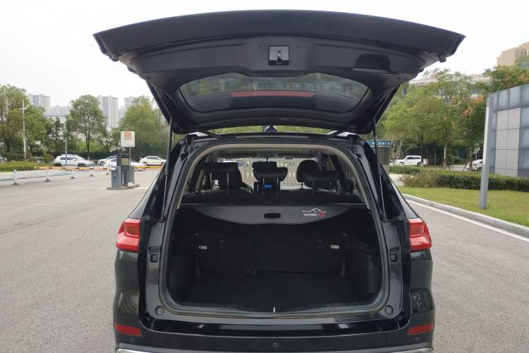 Used Haval M6 2021 PLUS 1.5T DCT Luxury Smart Connectivity Model