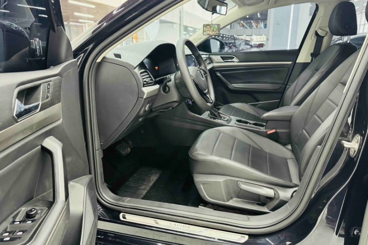 Used Volkswagen Lavida 2022 1.5L Automatic Comfort Edition Interior 1