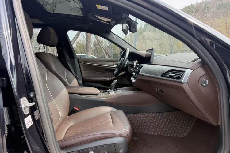 Used BMW 5 Series 2022 Restyled 530Li Leading Edition M Sport Package
