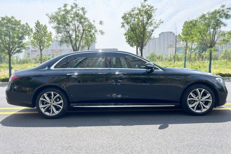 Used Mercedes-Benz E-Class 2023 E 300 L Sport Luxury Edition Exterior 3