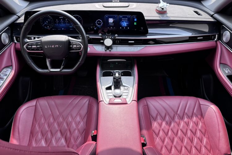 Used Chery Tiggo 7 PLUS 2023 1.6 TGDI DCT Prestige Edition
