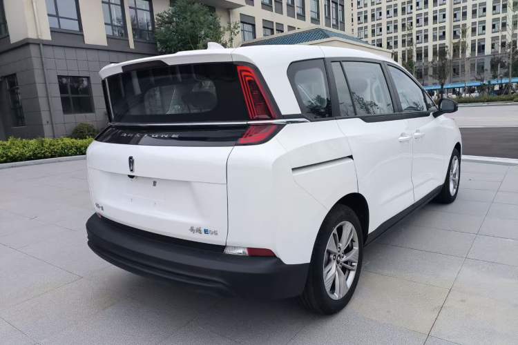 Used Bestune NAT 2023 PRO Comfortable Travel Extended Range Battery-Swap Version 401km
