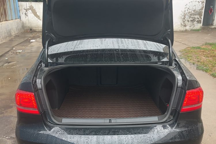 Used Volkswagen Magotan 2015 Facelift 1.8TSI Luxury Model
