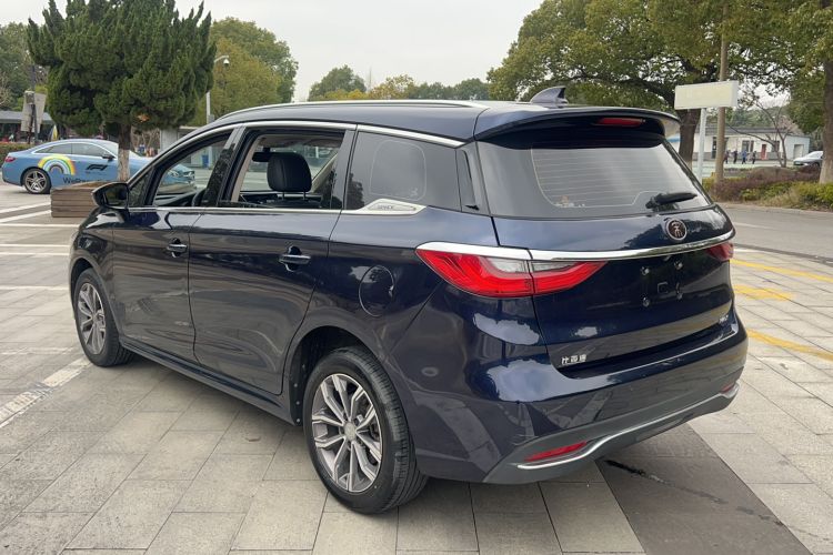 Used BYD Song MAX 2019 1.5T Automatic Smart Connect Ruiyi Sunroof Model 7 Seats China VI Standard
