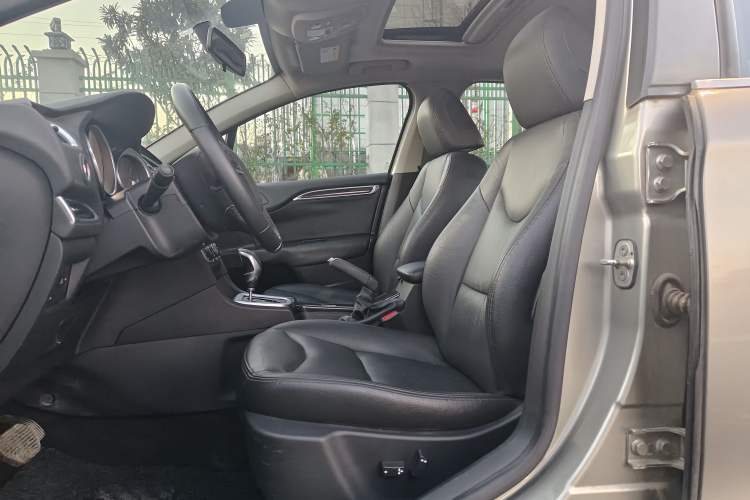 Used Citroen C4L 2014 1.6THP Intelligent Drive Automatic Dynamic Model
