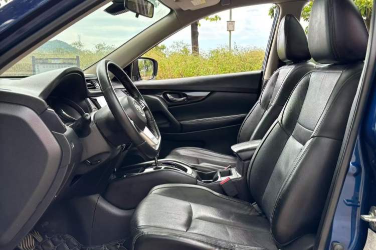 Used Nissan X-Trail 2019 2.0L CVT Smart Connect Comfort Edition 2WD