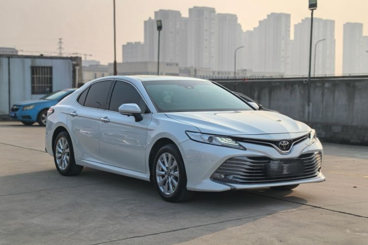 Used Toyota Camry 2019 Revised Version 2.0G Luxury Edition
