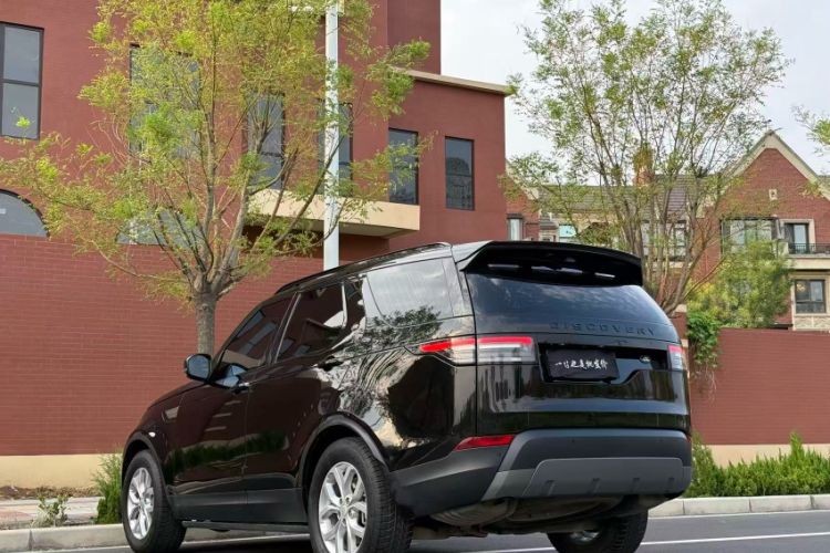 Used Land Rover Discovery 2018 3.0 SC V6 SE
