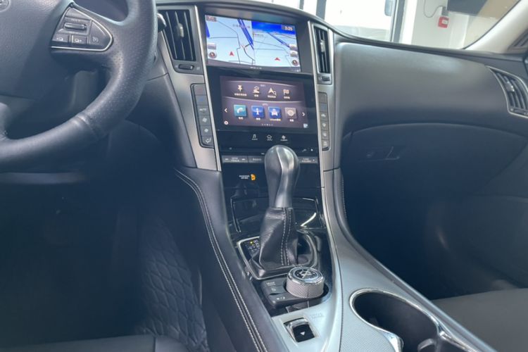 Used Infiniti Q50L 2016 2.0T Enjoyment Edition
