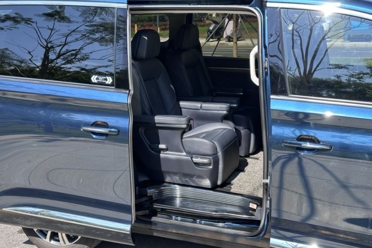 Used GAC Trumpchi M8 2019 320T Ultimate Edition
