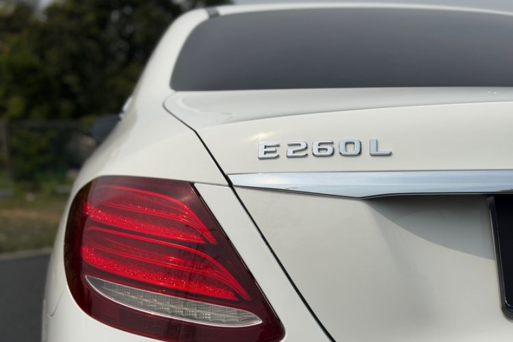 Used Mercedes-Benz E-Class 2016 E 200 L Sport Edition Exterior 6