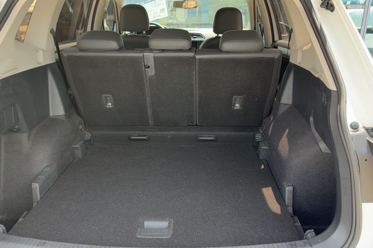 Used Volkswagen Tiguan L 2018 280TSI Automatic Two-Wheel Drive Comfort Edition