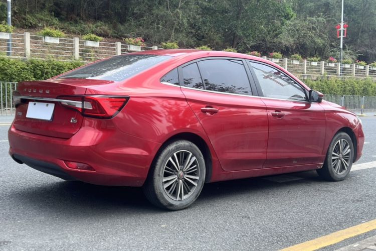 Used Roewe i5 2019 1.5L Automatic 4G Connected Langzhen Edition
