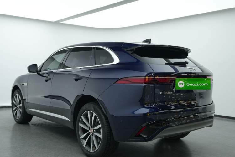 Used Jaguar F-PACE 2021 250 PS R-Dynamic S

