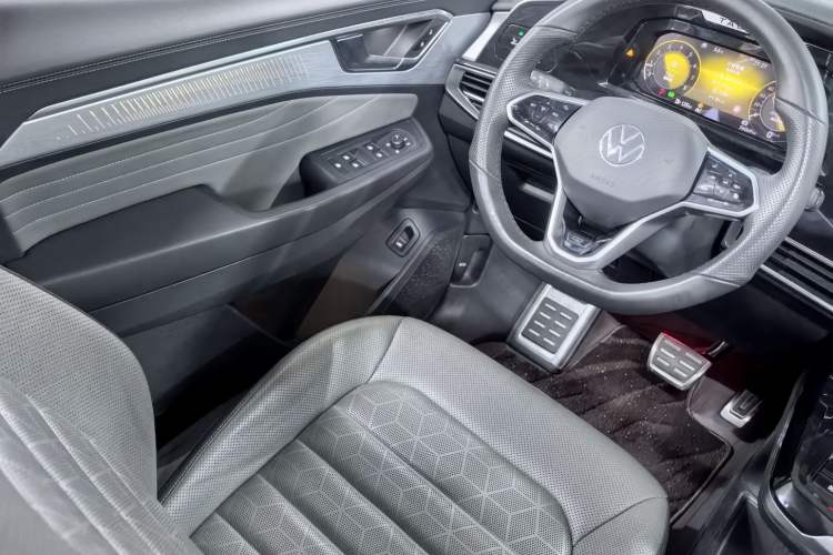 Used Volkswagen Talagon 2021 380TSI Four-Wheel Drive R-Line Touareg Edition
