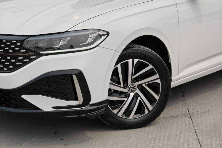 Used Volkswagen Lavida 2024 300TSI DSG Starry Sky Deluxe Edition Exterior 8