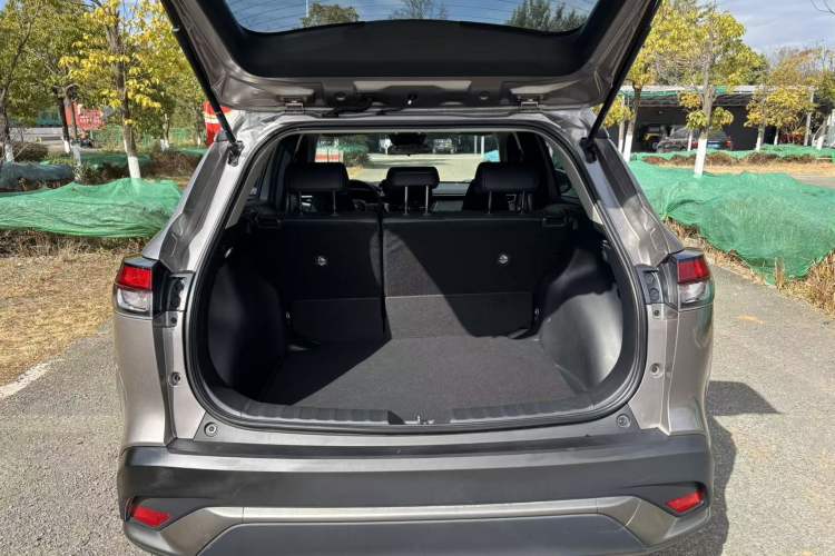 Used Toyota FRONTLANDER 2024 2.0L CVT Luxury Edition
