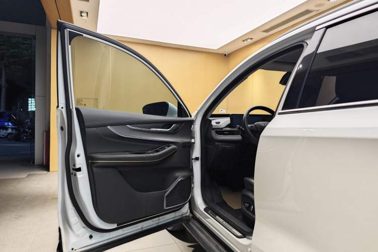 Used EXEED Zhuifeng C-DM 2022 1.5 TCI-DHT 105 km "Chengfeng Qi" Edition