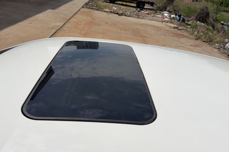 Used Volkswagen Polo 2016 1.6L Automatic Comfort Model