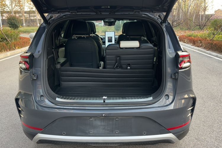 Used BYD Tang New Energy 2022 DM-p 215 km All-Wheel-Drive Deluxe Model