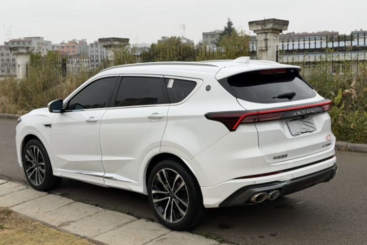 Used JETOUR X70 PLUS 2023 1.6T DCT Stronger PRO 7-Seater