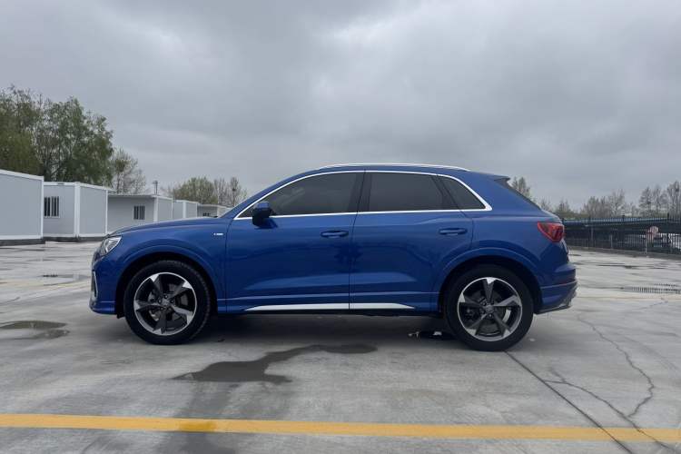 Used Audi Q3 2019 35 TFSI Fashion Dynamic Model Exterior 3