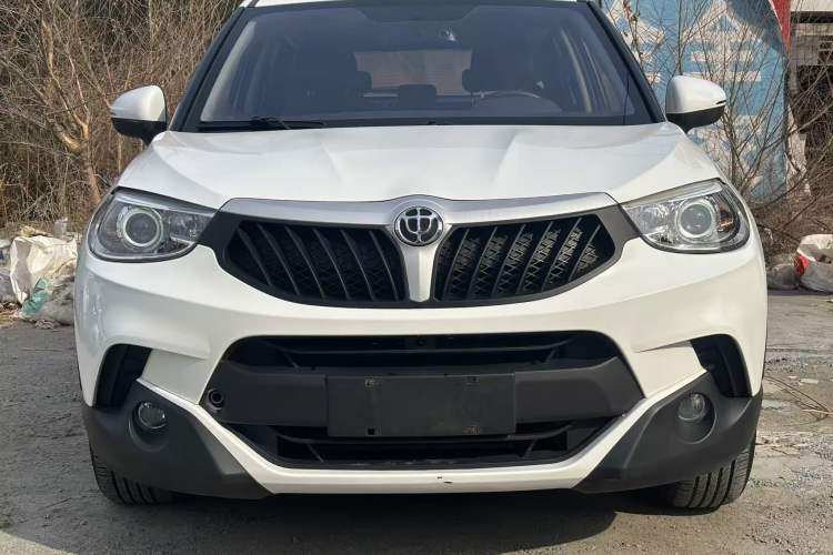 Used Brilliance V3 2016 1.5L Manual Comfort Model
