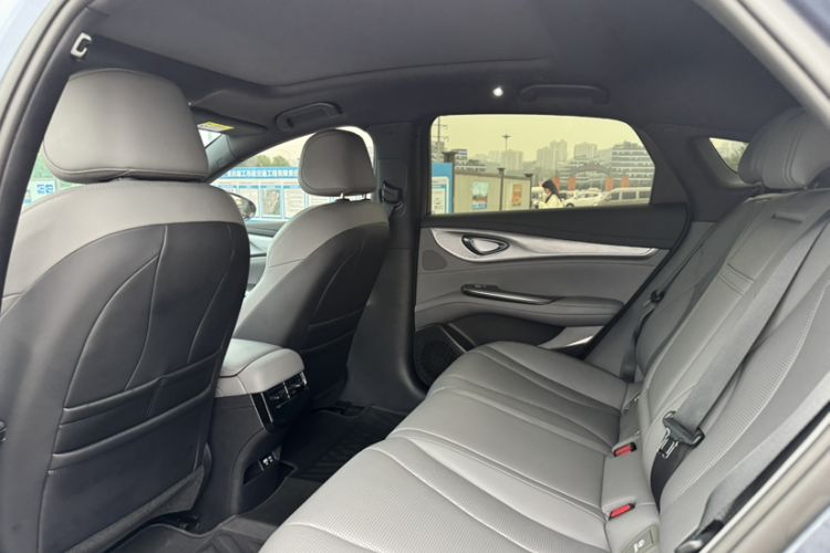 Used BYD Seal 2024 HONOR Edition DM-i 1.5L 121km Luxury Model