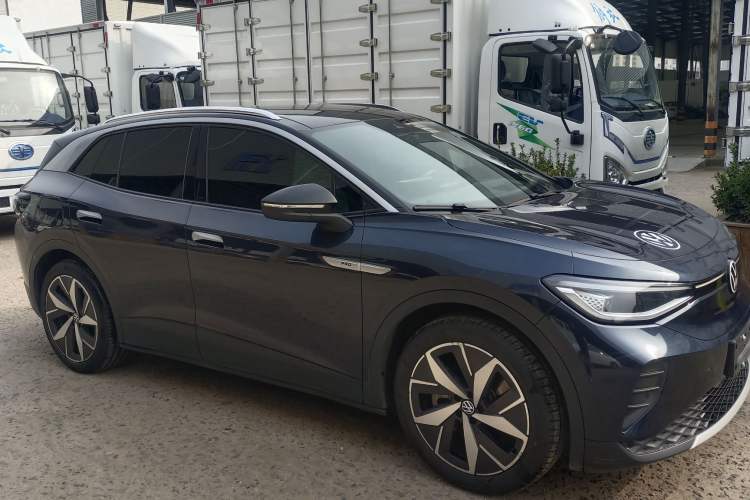 Used Volkswagen ID.4 CROZZ 2021 Long-Range Lite PRO Two-Wheel Drive Version