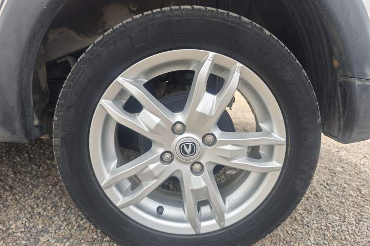 Used Changan CX20 2014 1.4L IMT Sunroof Navigation Version China V Standard