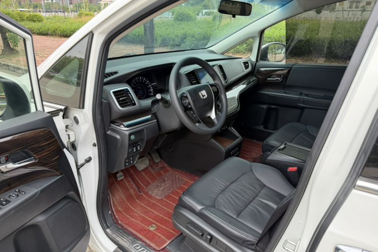 Used Honda Odyssey 2018 2.4L Luxury Edition Exterior 5