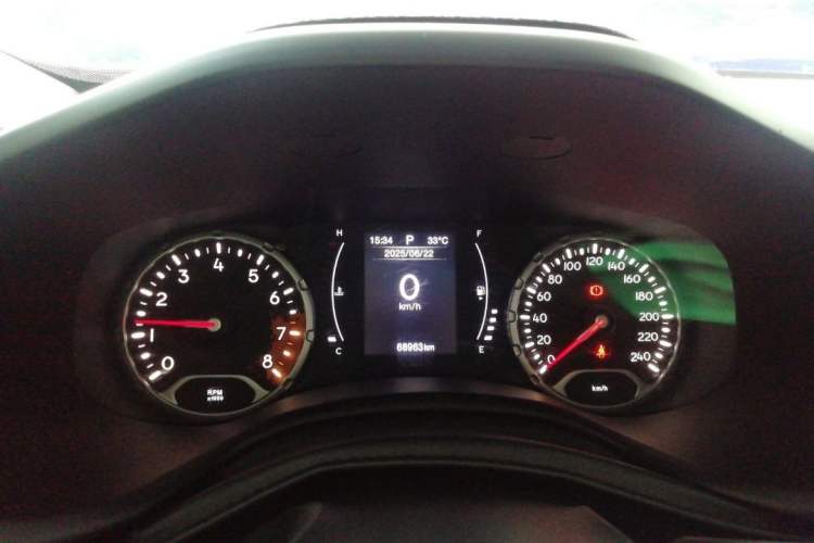 Used Jeep Renegade 2018 Connected Large Screen Version 180T Automatic High-Energy Edition
