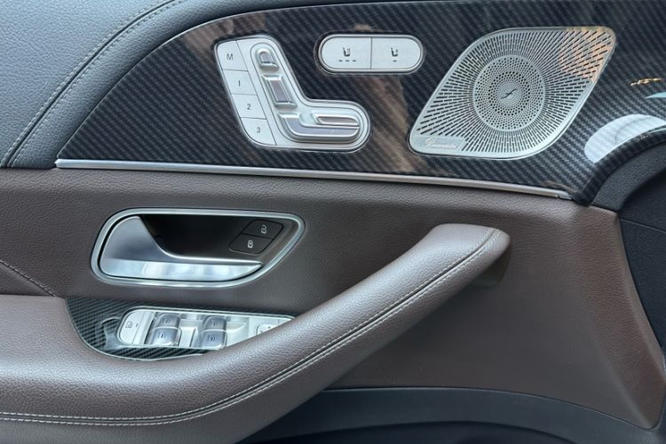 Used Mercedes-Benz GLS 2021 Refresh GLS 450 4MATIC Fashion Edition Interior 10