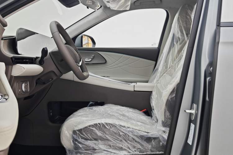 Used EXEED Stellar C-DM 2024 1.5T Long-Range Pro
