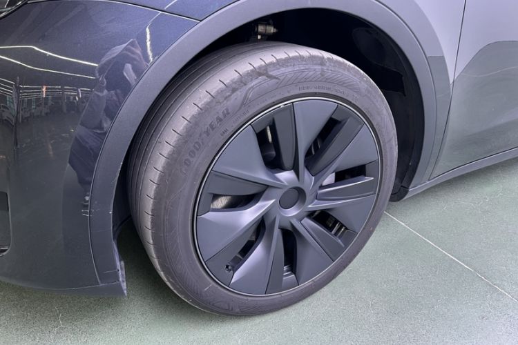 Used Tesla Model Y 2024 Rear-Wheel-Drive Version Exterior 1