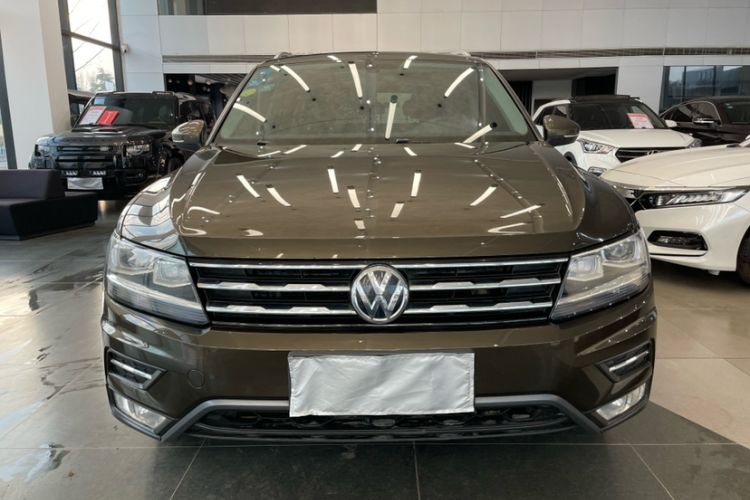 Used Volkswagen Tiguan L 2017 330TSI Automatic Two-Wheel Drive Luxury Edition