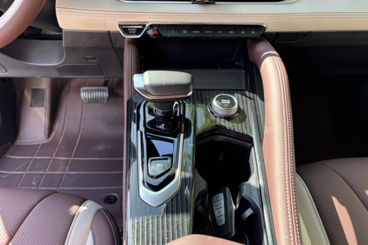 Used Geely Auto Monjaro L 2023 2.0TD High-Power Automatic Two-Wheel Drive Flagship Version