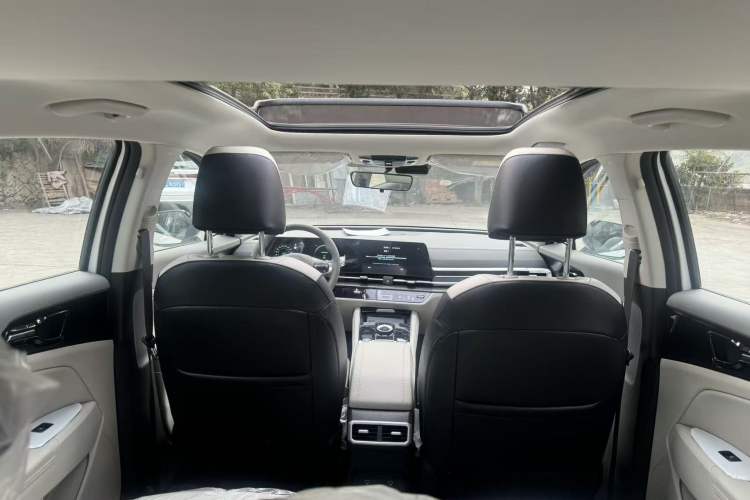 Used Kia Sportage (Chinese Domestic Model) 2025 1.5T Two-Wheel Drive Prestige Edition