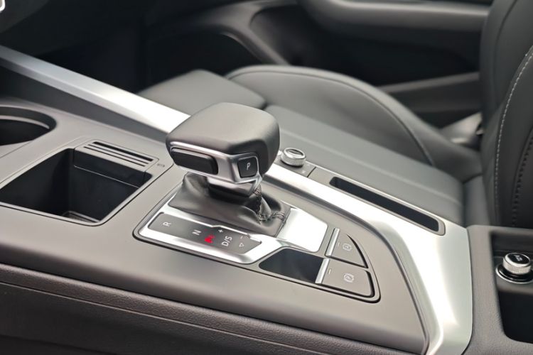 Used Audi A4L 2024 40 TFSI Fashion Dynamic Model
