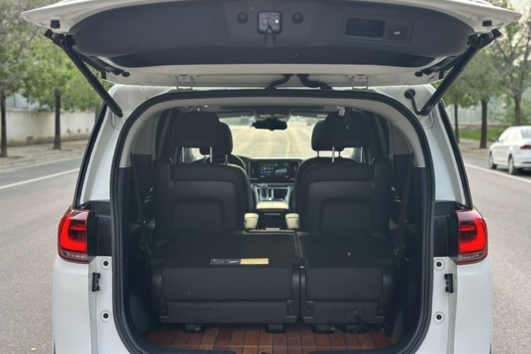 Used GAC Trumpchi M8 2021 Lingxiu Series 390T Ultimate Edition Trunk