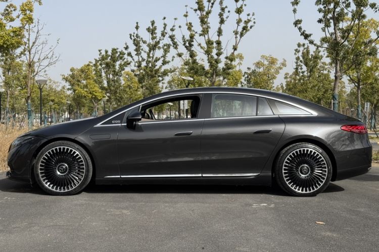 Used Mercedes-Benz EQS 2022 450+ Pioneer Edition
