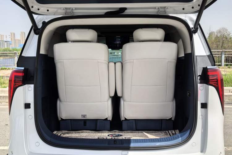 Used Buick Century 2025 2.0T Six-Seater YinShi Edition Interior 9