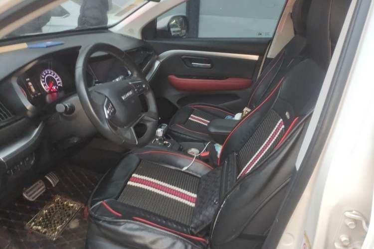 Used Haval H2s 2017 Red-Label 1.5T Dual-Clutch Luxury Model
