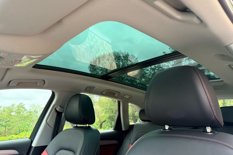 Used Audi Q5 2017 Plus 40 TFSI Technology Model Interior 7