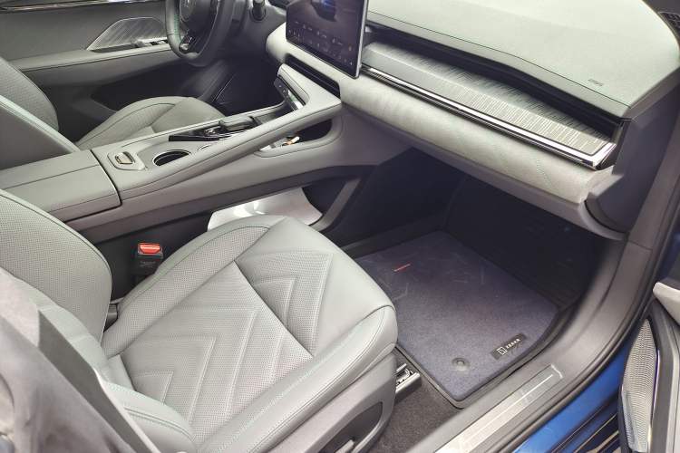 Used Zeekr 001 2023 WE Edition 100 kWh
