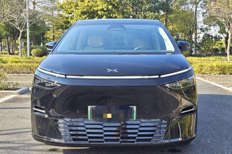 Used XPeng X9 2025 740 Ultra-Long Range Max