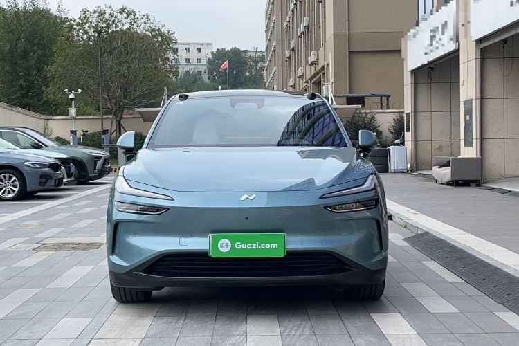 Used ONVO L60 2024 60 kWh Rear-Drive Version