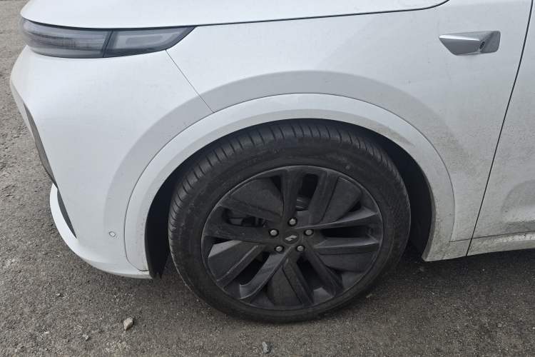 Used Li Auto L7 2024 Ultra Model Exterior 5